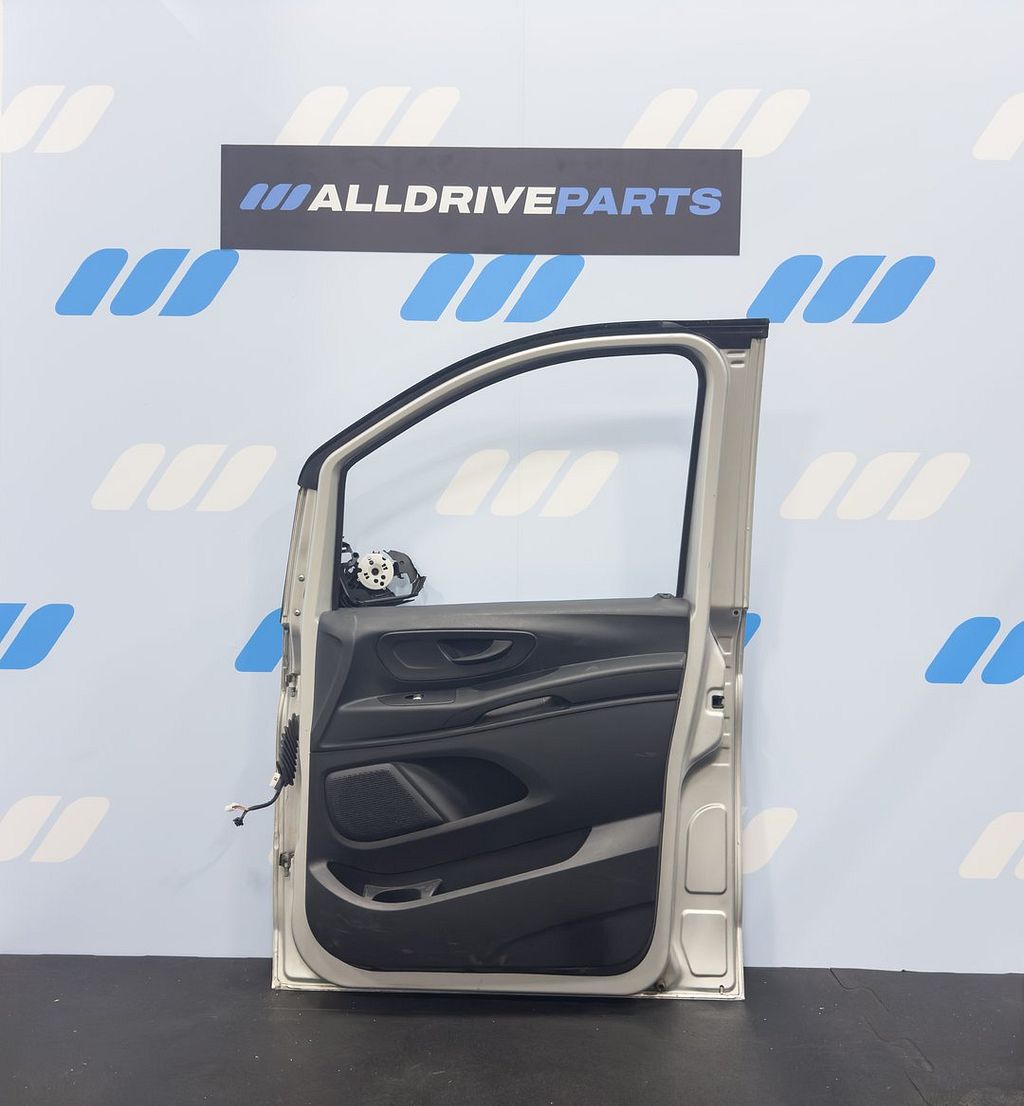 Mercedes Vito W447 voorportier rechts grijs A4477206700