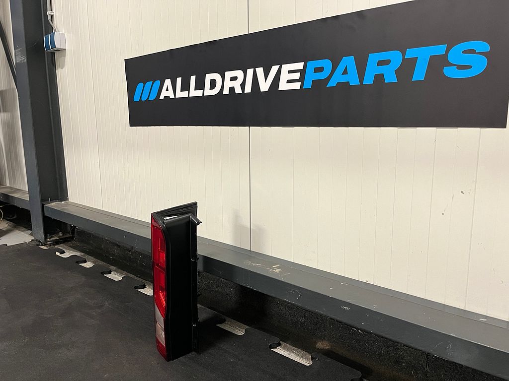 VW Volkswagen Crafter / MAN TGE Achterlicht links 7C0945095H