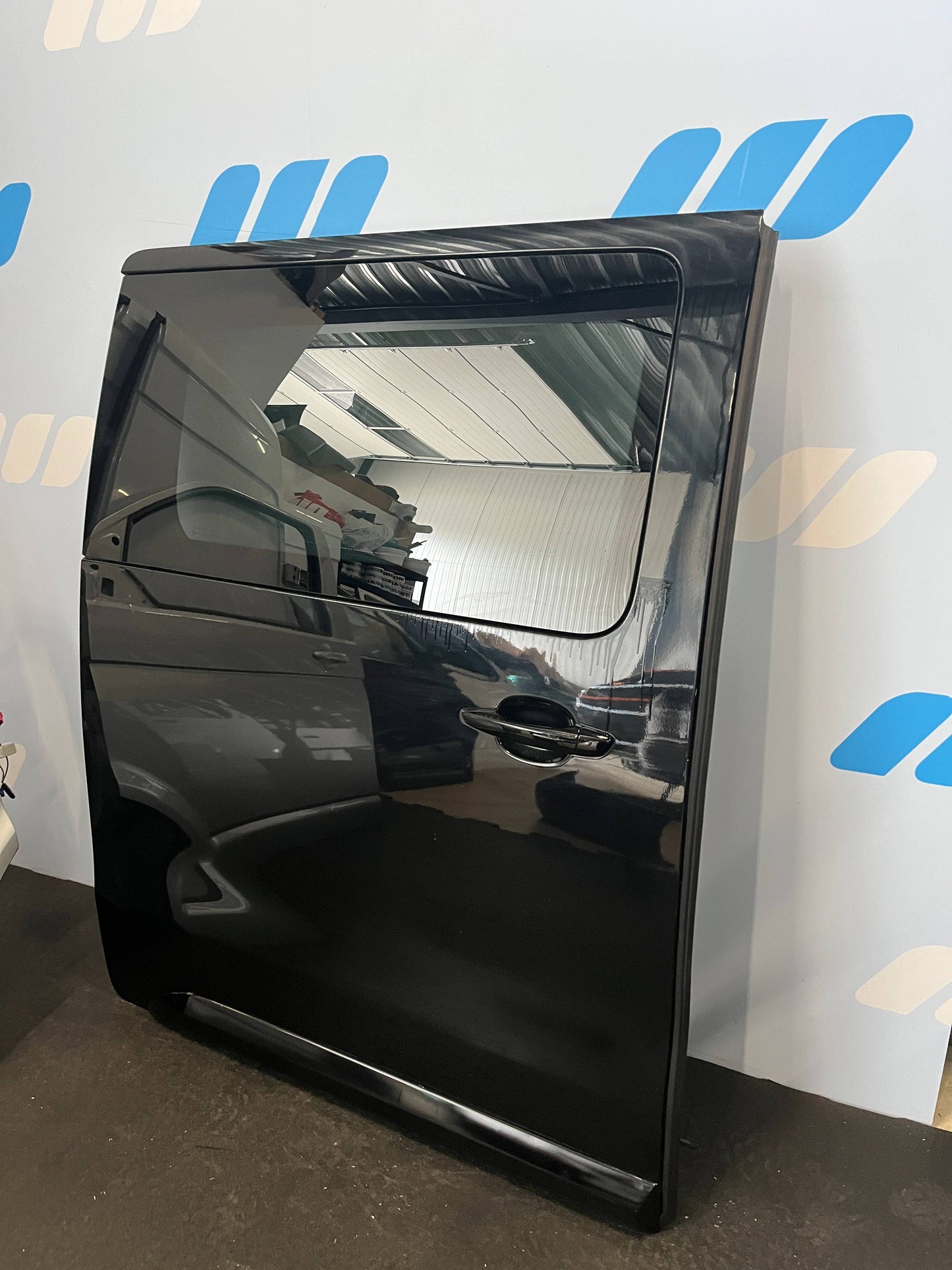 Opel Vivaro / Expert / Jumpy Schuifdeur rechts met ruit zwart