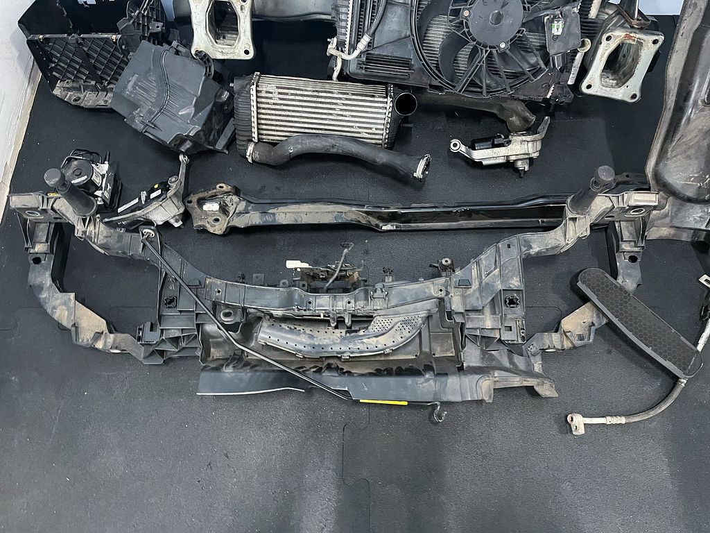 Complete voorkop front Ford Transit Connect Zwart 2014-2018