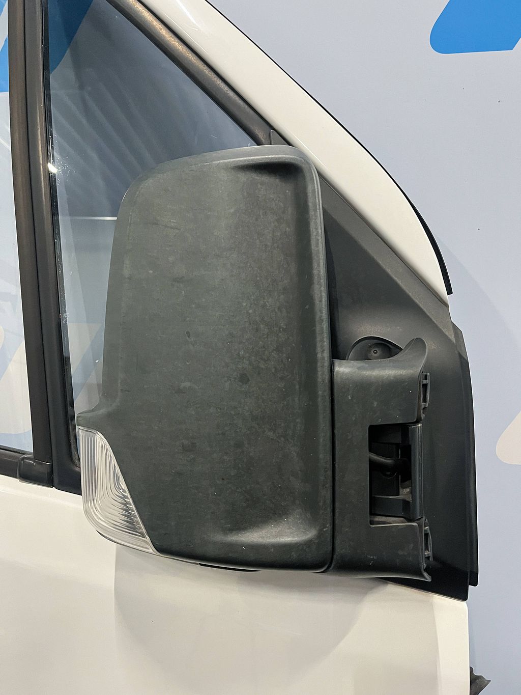 Voorportier rechts Mercedes Sprinter W906 wit A9067200105