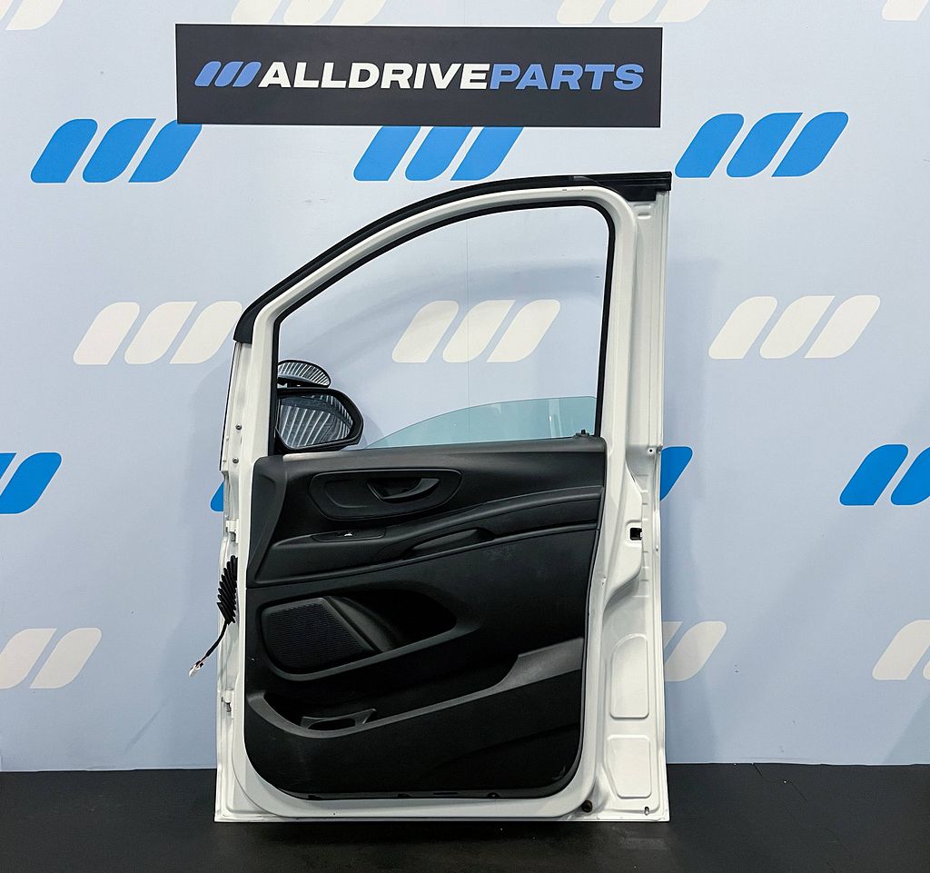 Voorportier rechts voor Mercedes Benz Vito W447 A4477206700