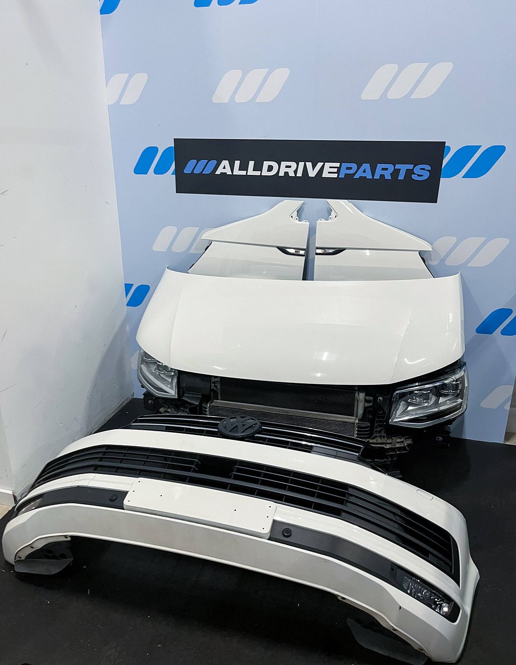 Complete voorkop VW Volkswagen Transporter T6 wit led en ACC