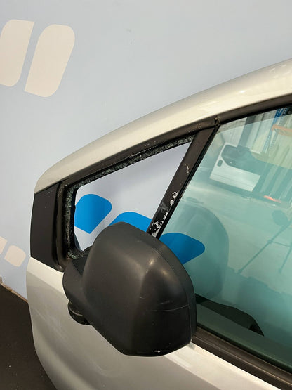 Citroen Berlingo Voorportier links wit 9002Z3
