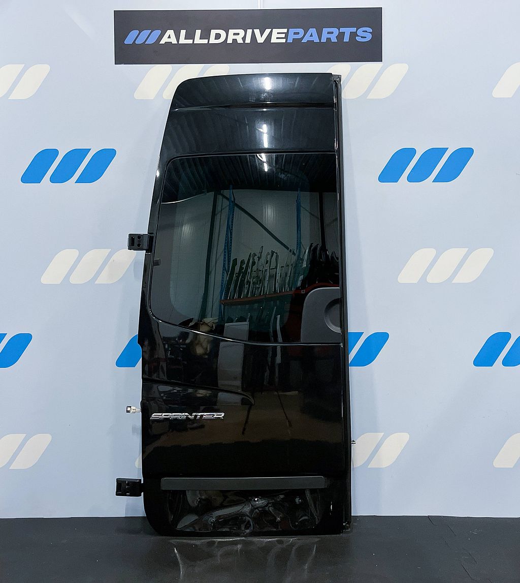 Mercedes Benz Sprinter W906 Achterdeur links H2 zwart ruit