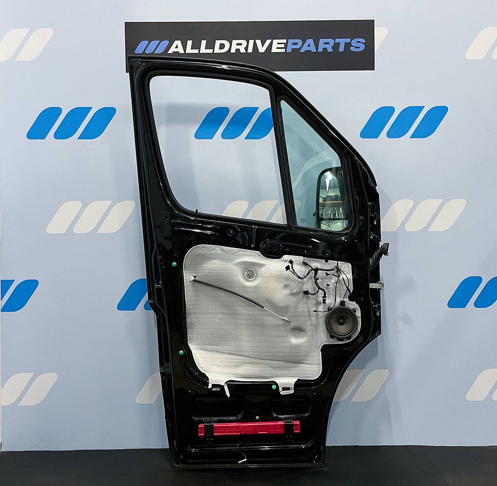 Mercedes Sprinter W906 Voorportier links zwart A9067200005