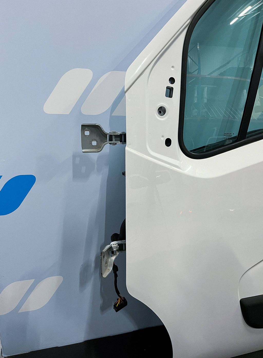 Renault Master Opel Movano Voorportier links wit 801017005R