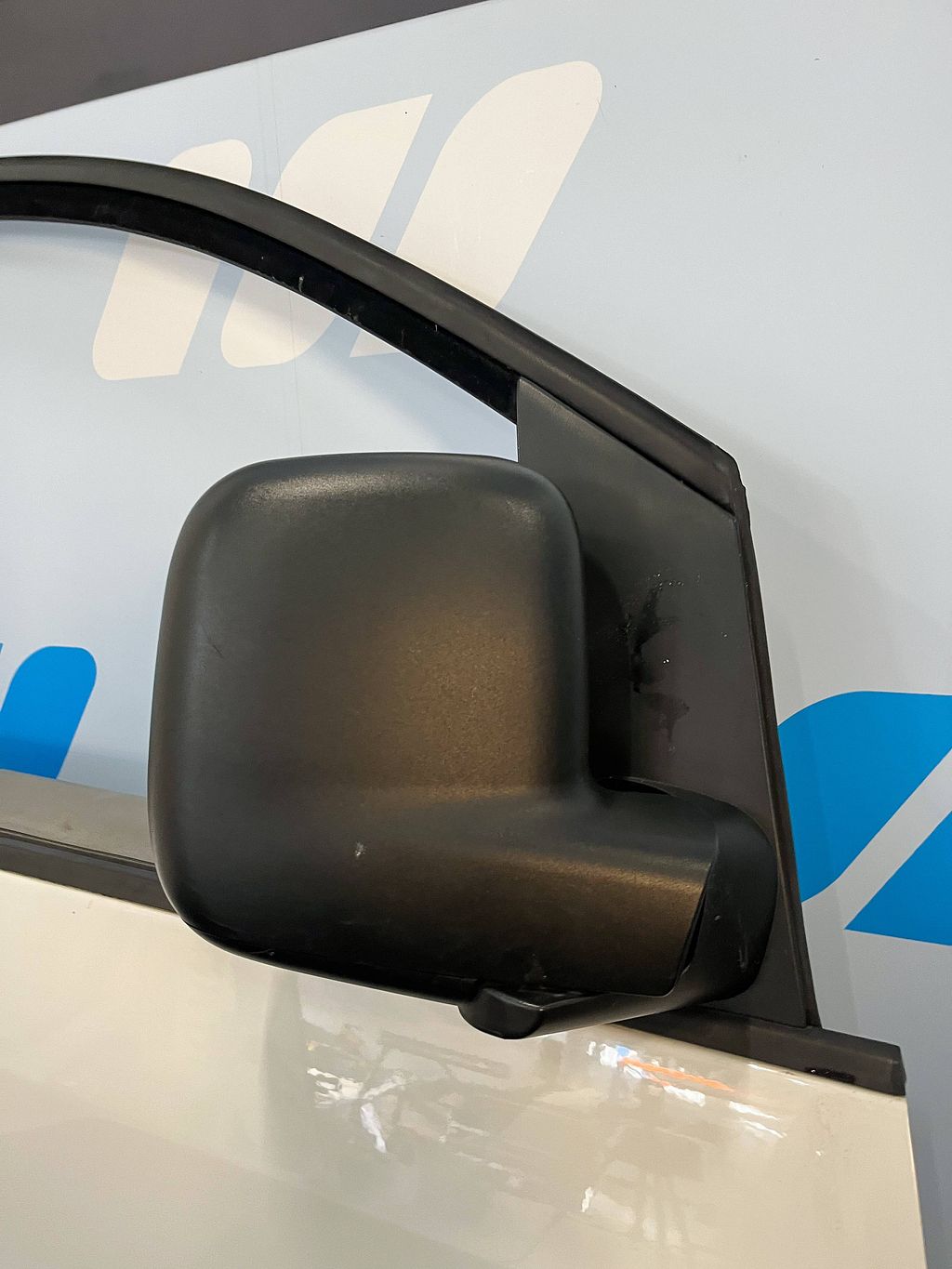 VW Volkswagen Caddy Voorportier rechts R902 wit 2K0831056B